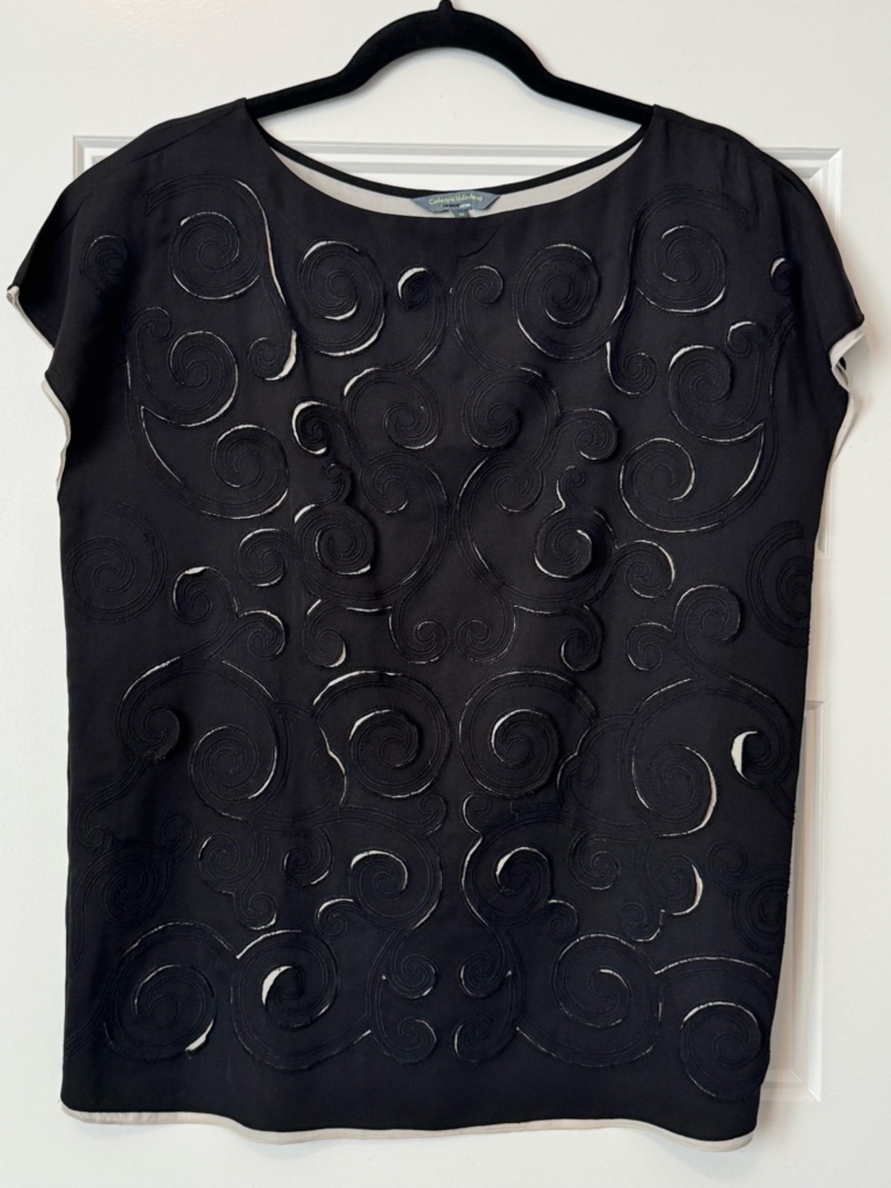 Catherine Malandrino Black Embroidered Swirl Blouse Size M Chic Workwear
